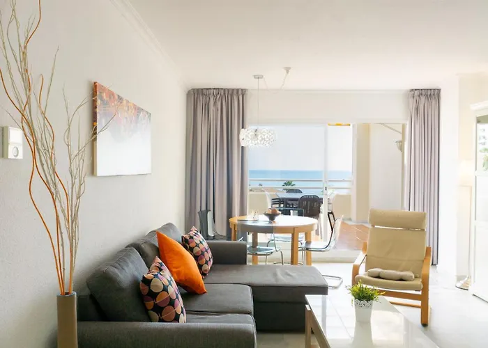 Penthouse Paradise Sea Views Apartmán *